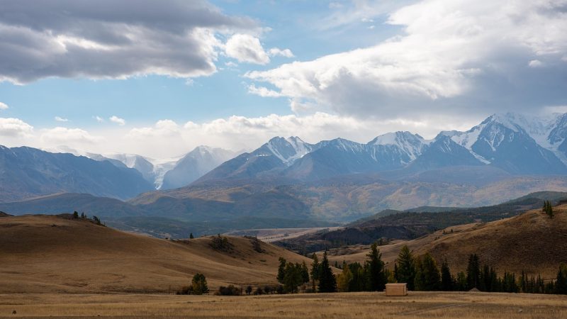 Прокат авто с палаткой на Алтае онлайн
