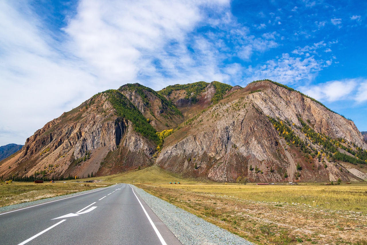 Аренда кемпера в Барнауле для путешествия по Алтаю